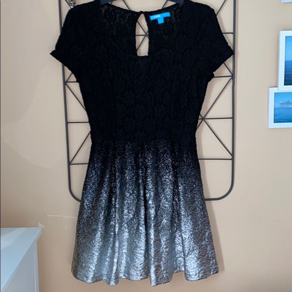 Short sleeve dress with pockets